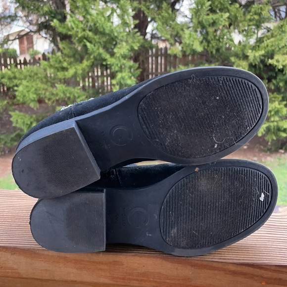 G by Guess Black Booties with zippers and sparkle detail size 6 - Picture 6 of 6